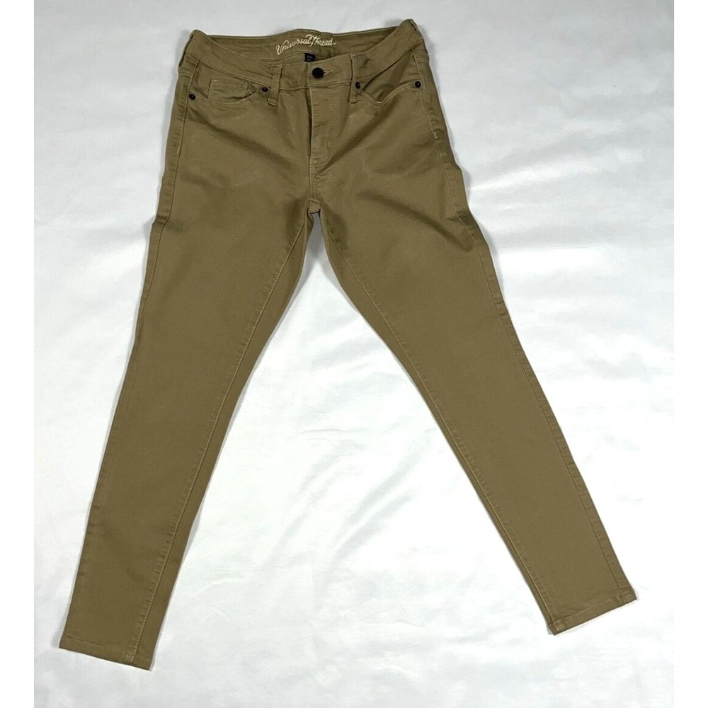 Universal Threads Khakis Women’s Size 6/28s
